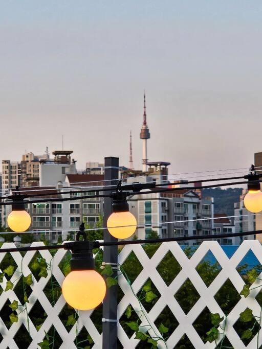 Yongsan Cozy Castle With Rooftop Garden For Families วิลล่า